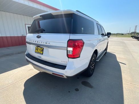 Used 2022 Ford Expedition Max XLT AWD/4WD image 8