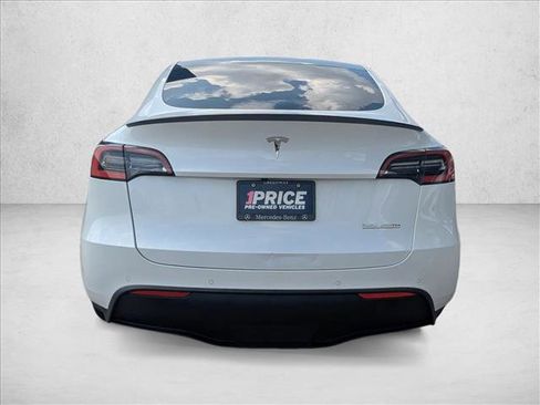 Used 2020 Tesla Model Y Performance image 6
