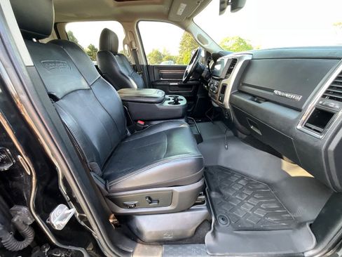 Used 2018 RAM 2500 Laramie w/ Off Road Package AWD/4WD image 35