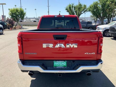 Used 2025 RAM 1500 Big Horn AWD/4WD image 6