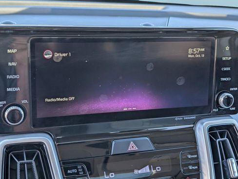 Used 2022 Kia Sorento SX image 24