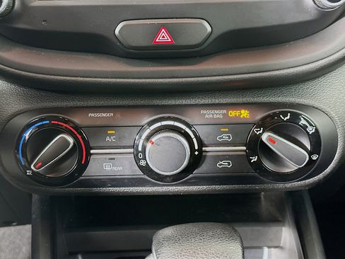 Used 2024 Kia Soul LX w/ Option Group 015 image 23