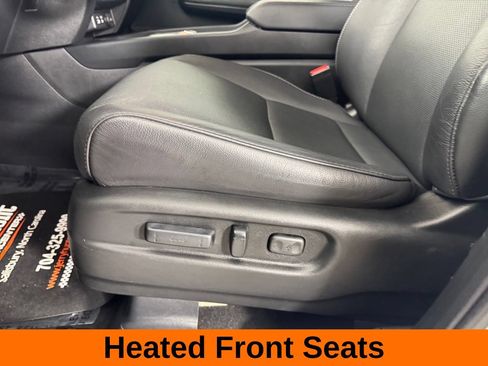 Used 2025 Honda Passport EX-L image 13