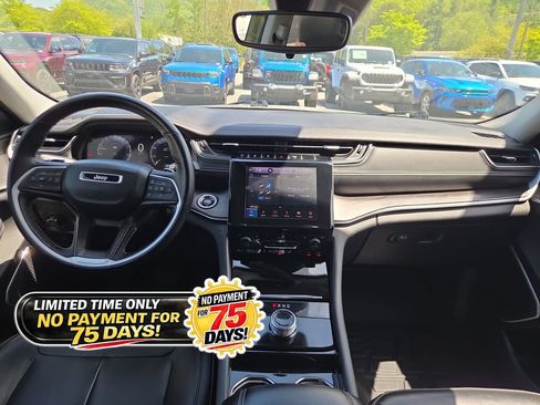 Used 2021 Jeep Grand Cherokee L Limited AWD/4WD image 14