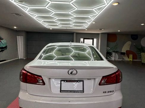 Used 2011 Lexus IS 250 image 5