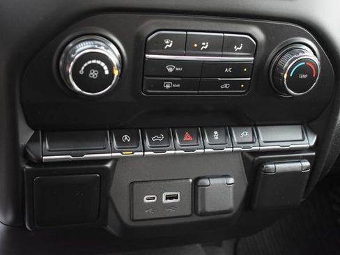 Used 2021 Chevrolet Silverado 1500 Custom w/ LPO, Dark Essentials Package AWD/4WD image 28