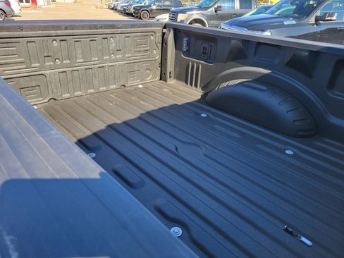 Used 2024 Ford F250 Lariat w/ FX4 Off-Road Package image 14