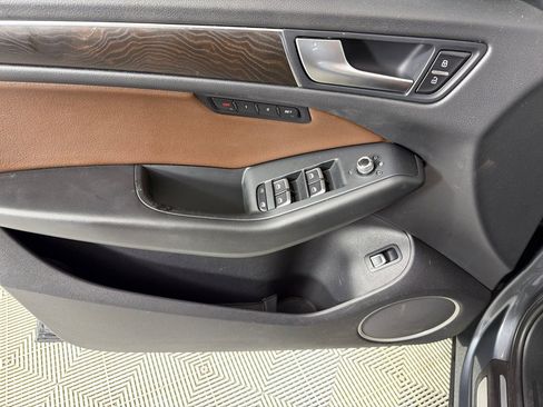 Used 2014 Audi Q5 2.0T Premium Plus w/ Premium Plus Package image 11