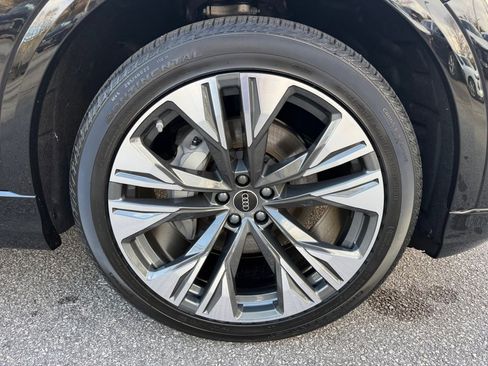 New 2026 Audi Q8 Premium Plus image 25