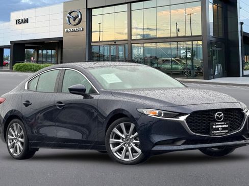 Used 2023 MAZDA MAZDA3 s image 2