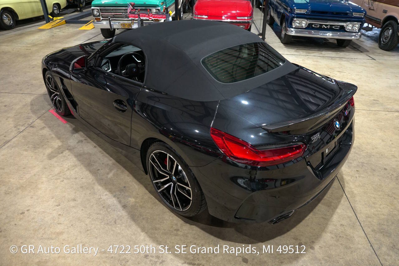 Used 2024 BMW Z4 M40i w/ Premium Package RWD image 32
