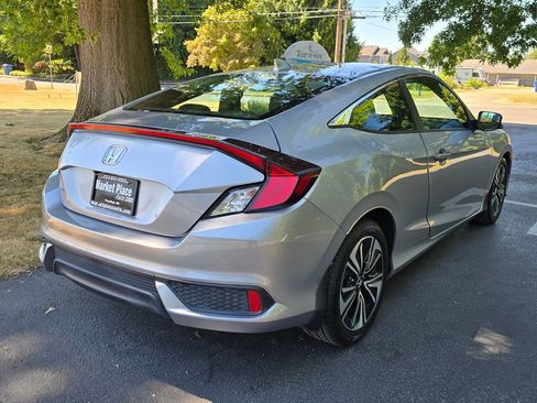Used 2017 Honda Civic EX-T image 7