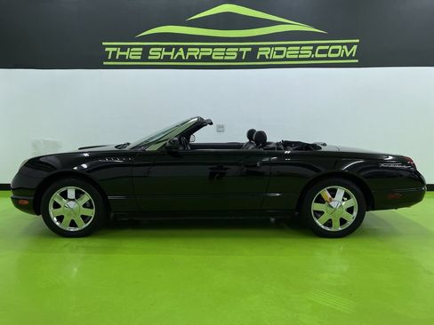 Used 2002 Ford Thunderbird RWD image 8