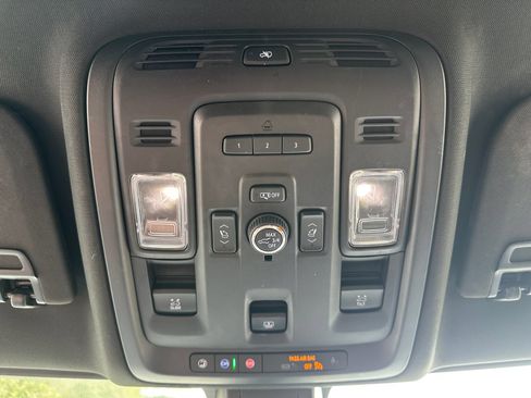 Used 2021 GMC Yukon Denali w/ Denali Premium Package AWD/4WD image 36