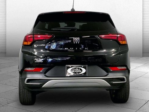 Used 2025 Buick Encore GX Preferred AWD/4WD image 3