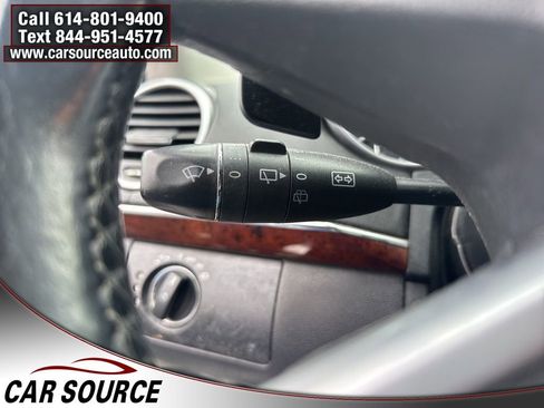 Used 2011 Mercedes-Benz GL 450 4MATIC image 23