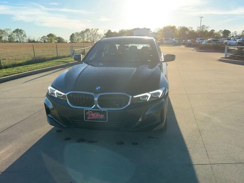 Used 2024 BMW 330i xDrive Sedan w/ Convenience Package AWD/4WD image 3