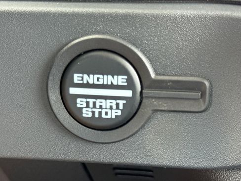 New 2026 Ford Bronco Badlands image 23