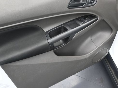 Used 2019 Ford Transit Connect XL FWD image 11