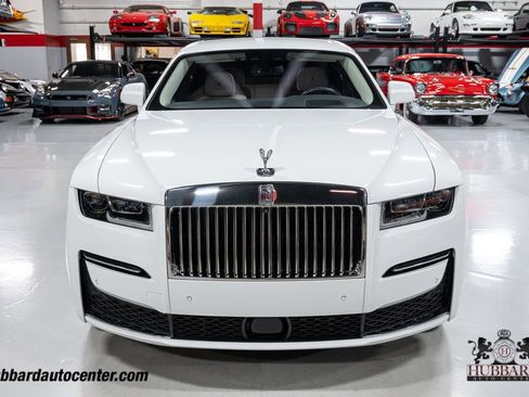 Used 2021 Rolls-Royce Ghost image 3