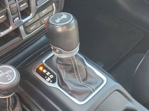 Used 2021 Jeep Wrangler Unlimited Sahara w/ Uconnect 4C Nav & Sound Group image 31