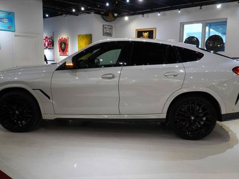 Used 2021 BMW X6 sDrive40i w/ M Sport Package RWD image 4