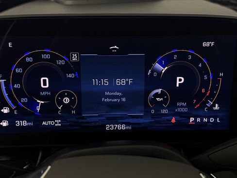 Used 2025 Chevrolet Suburban Z71 image 19