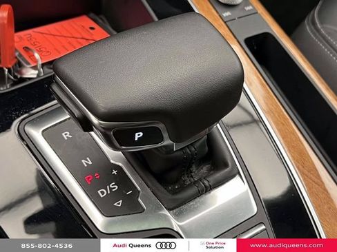 Used 2023 Audi Q5 2.0T Premium w/ Convenience Package AWD/4WD image 32