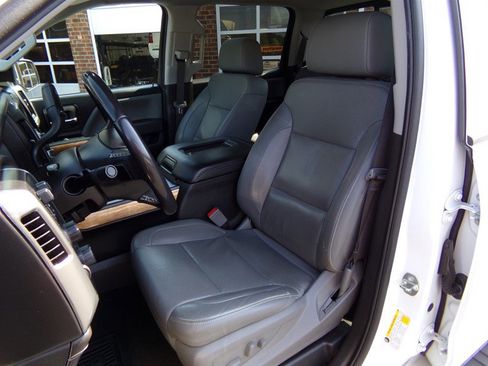 Used 2018 Chevrolet Silverado 1500 LTZ w/ Sport Package AWD/4WD image 22