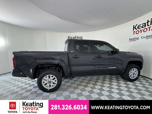 New 2026 Toyota Tacoma SR5 RWD image 4
