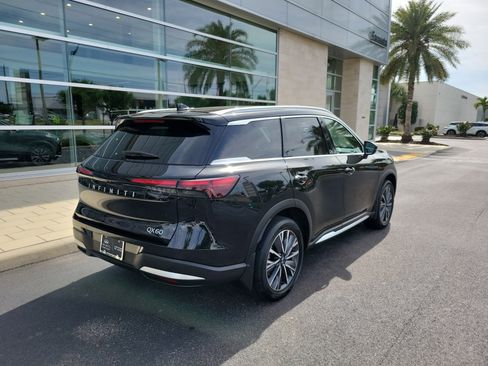Certified 2026 INFINITI QX60 Luxe w/ Cargo Package FWD image 4