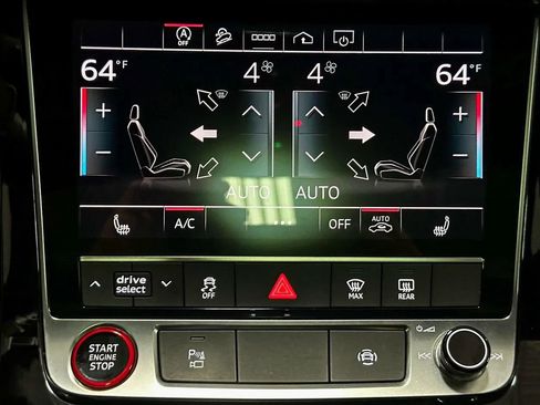 Used 2022 Audi SQ8 Premium Plus w/ Black Optic Package AWD/4WD image 34
