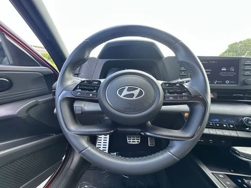Used 2025 Hyundai Elantra Sport FWD image 15