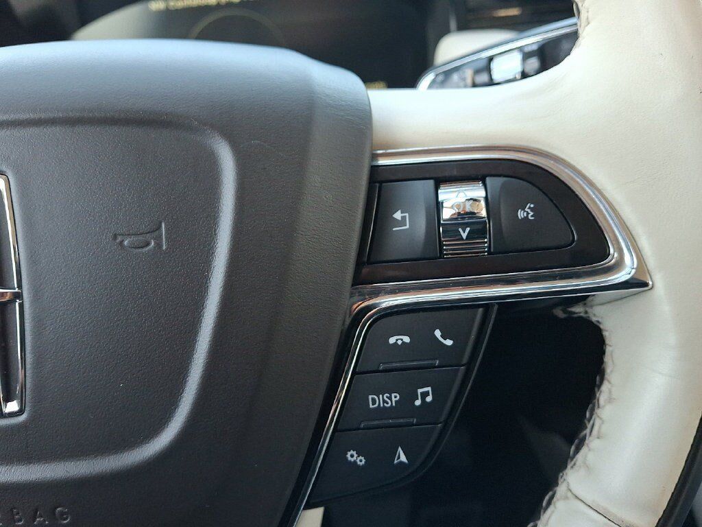 Certified 2023 Lincoln Nautilus Black Label AWD/4WD image 23