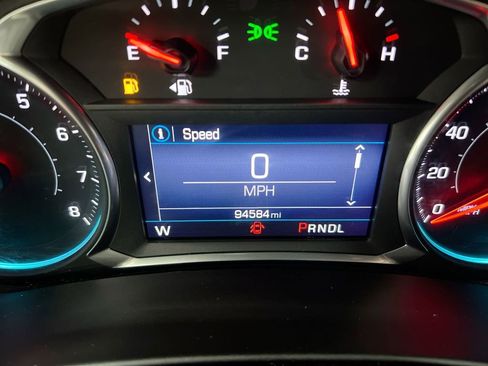 Used 2019 Chevrolet Equinox LT FWD image 13