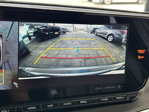 Used 2021 Toyota Mirai RWD image 20