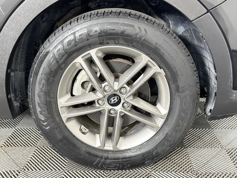 Used 2018 Hyundai Santa Fe Sport AWD/4WD image 48