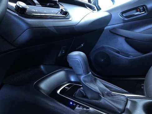 Used 2025 Toyota Corolla LE image 22