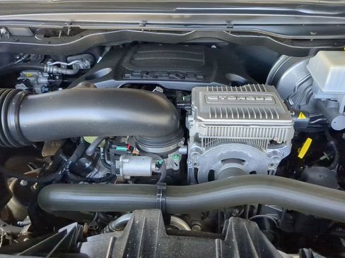 Used 2023 RAM 1500 Limited image 10