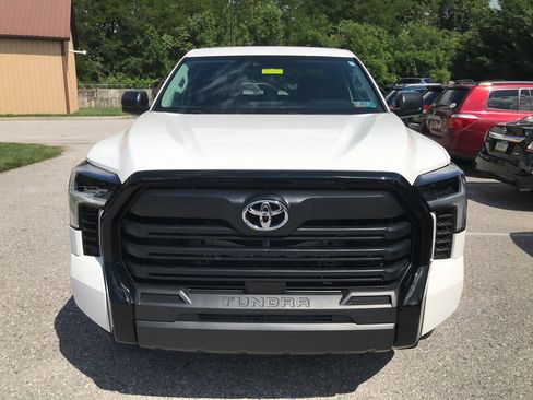 Used 2024 Toyota Tundra SR AWD/4WD image 3