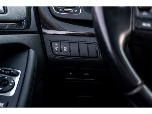 Used 2015 Kia Cadenza Premium image 30