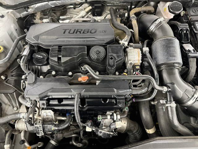 Used 2022 Kia K5 GT-Line FWD image 36