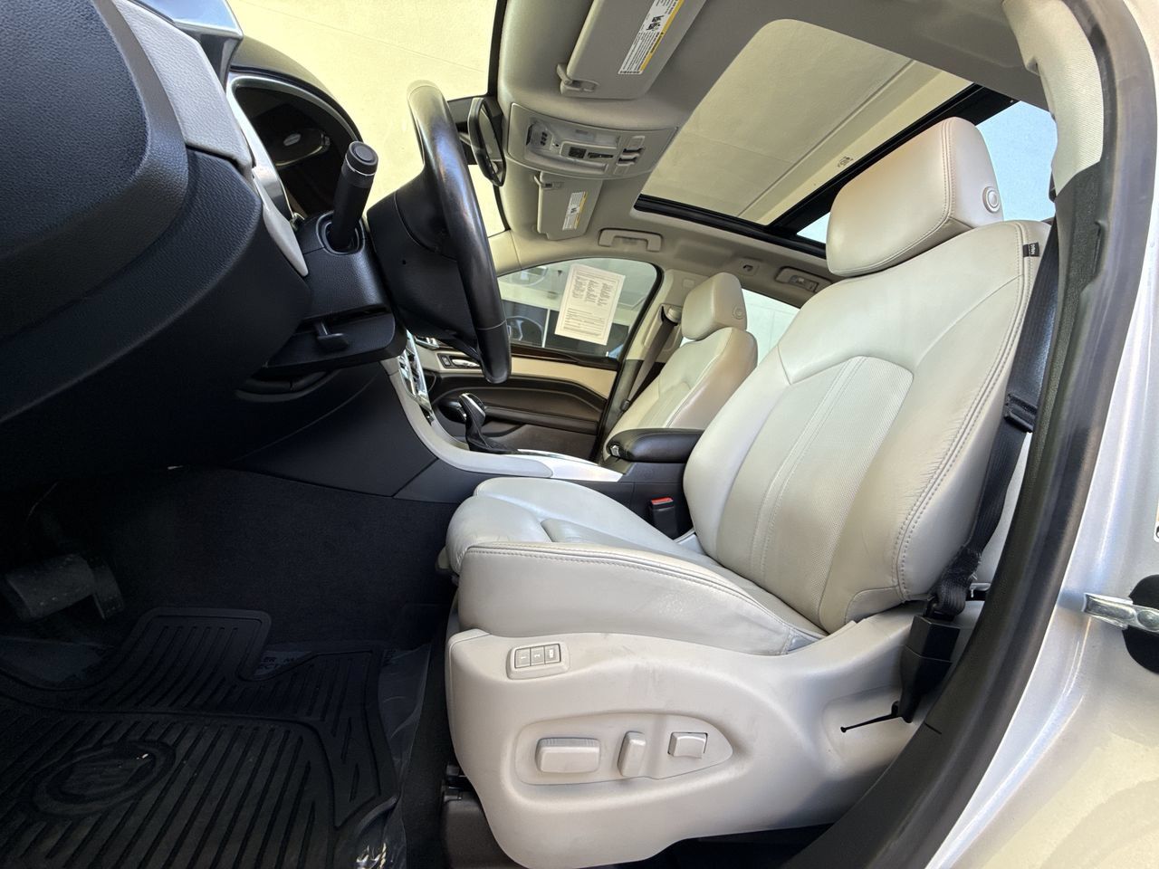 Used 2014 Cadillac SRX Performance w/ Driver Awareness Package FWD image 19