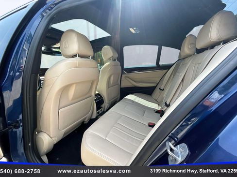 Used 2019 BMW 530i w/ Premium Package RWD image 14