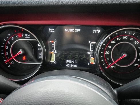 Used 2022 Jeep Wrangler Rubicon AWD/4WD image 21