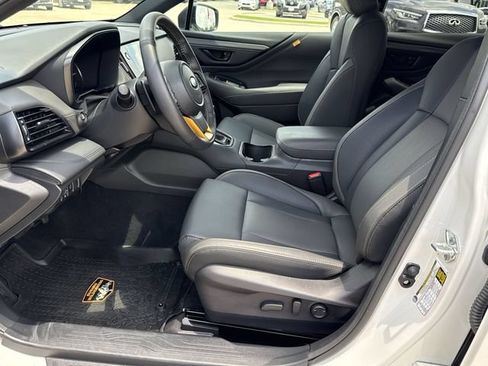 Used 2025 Subaru Outback Wilderness AWD/4WD image 18