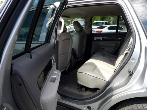 Used 2008 Lincoln MKX FWD image 15