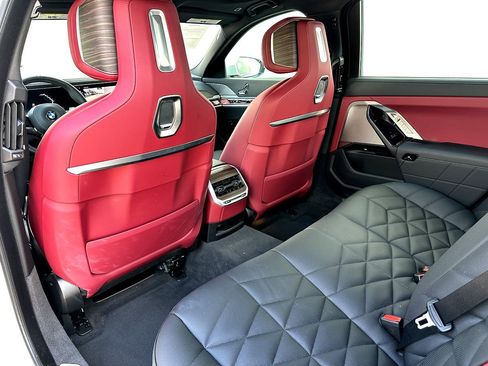 Certified 2025 BMW 740i image 20