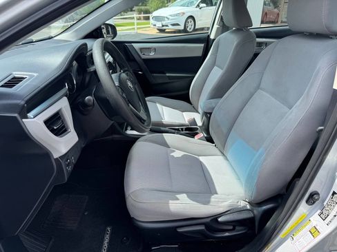 Used 2014 Toyota Corolla LE FWD image 16