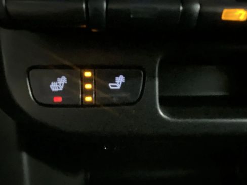 Used 2021 Chevrolet Colorado Z71 w/ Safety Package image 35